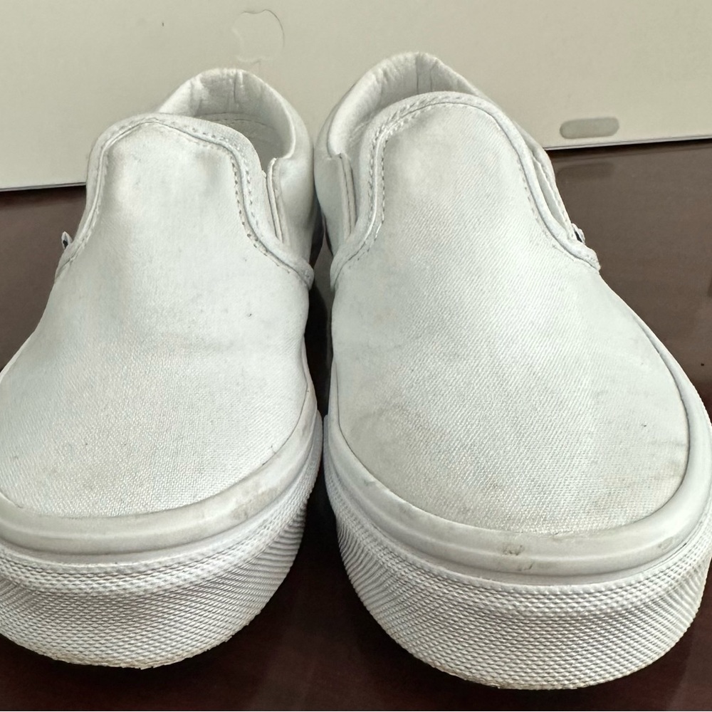VANS Shoes Youth 2 Classic Slip On Sneakers White Canvas Low Top Casual Skater - Picture 3 of 7